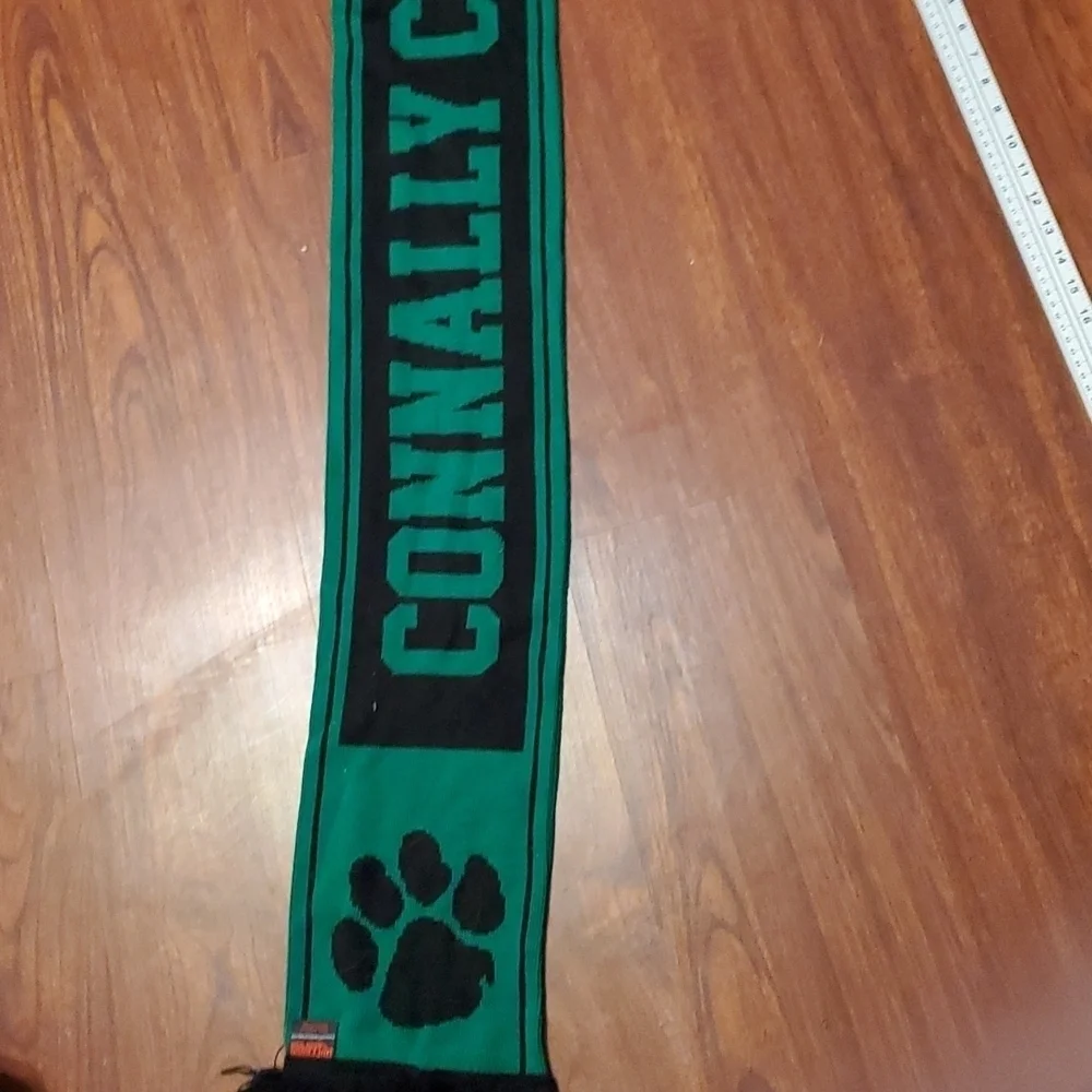 Connally Cougars scarf green black rough neck scarfs
